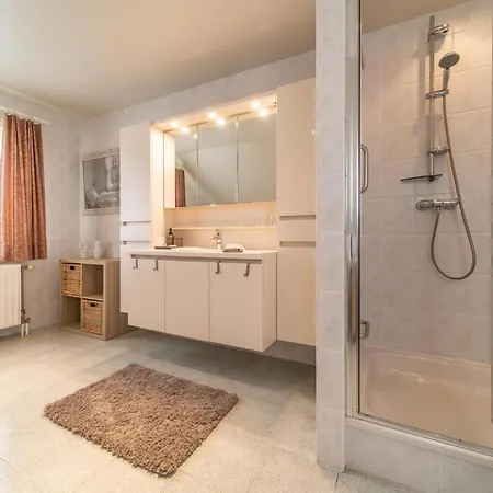 Beautiful In With Kitchen Holiday home *