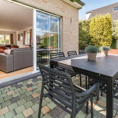 Holiday home Beautiful In With Kitchen *