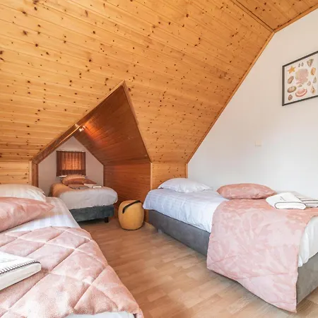 Smukt Hjem I Oostduinkerke